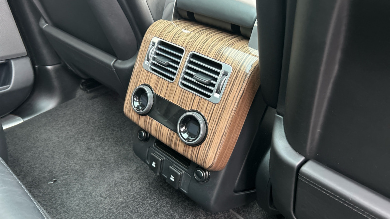 Land Rover Range Rover 3.0 SDV6 Vogue SE 4dr Auto Diesel Estate